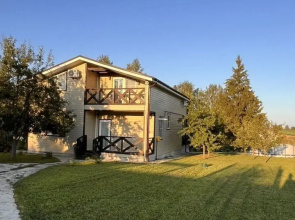 V Tikhom Meste Private house