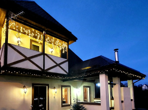 Na Beregu Ozera s Vmestimostu 18 Chelovek Private House.