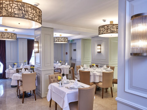 Отель Renata Boutique