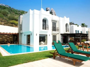 Rana by Important Group Travel Villa