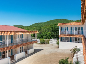 Petra Garden Hotel
