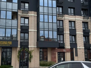 Uyutnaya Biznes-Klassa V Zhk Sibiryakov Aeroport Lisikha Verkhnyaya Naberezhnaya Flat