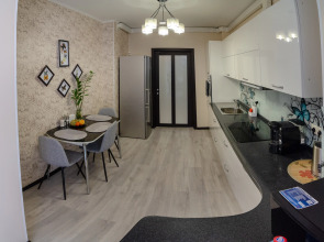 Апартаменты Красный Квадрат на Набережной