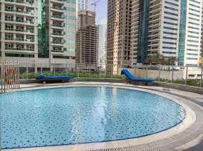 Апартаменты Unique & Stylish High Floor close to Marine Club