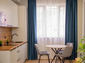 Uyutnaya v Tsentre Goroda na Ardzinba Flat