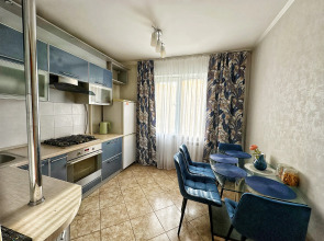 Квартира Двухкомнатная в 10 минутах пешком от набережной