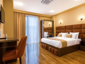 Отель Residence Plaza