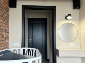 Апартаменты SILVER от CityRent с видом на площадь