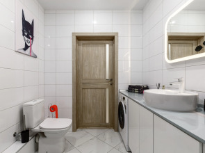 Апартаменты двухкомнатные LUX с видом на ДОН №10