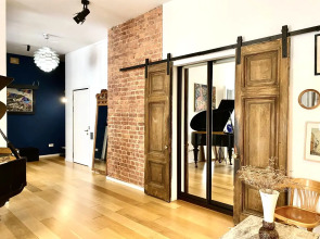 Квартира Art Tolstoy House