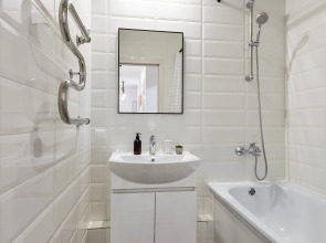 Great view 2-rooms Apartment 2 Min Walk to Raykin Plaza 2