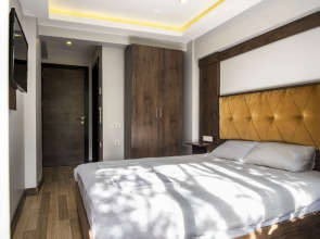 Хостел Bucoleon