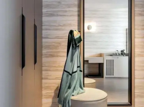 Отель Hyatt Centric Jumeirah Dubai