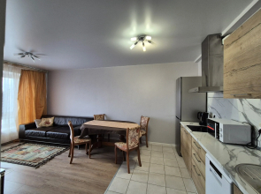 Квартира Большая 2-х комнатная Хорошая у Метро Отрадное