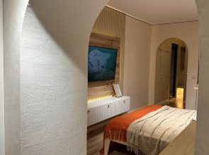 Квартира Студия с Дизайнерским Ремонтом в Центре