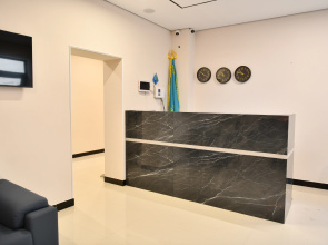Отель QUT Hotel