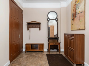 Квартира писателя в центре Петербурга с бесплатной парковкой