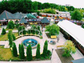 Vlada Hotel