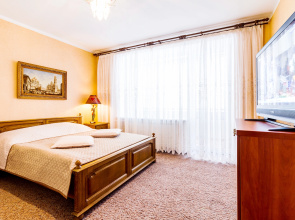 V Tsentre Nemiga 8 Apartments
