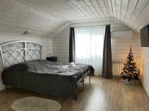 Svetlaya Mansarda Private house