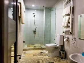 Отель "Вишневый сад"