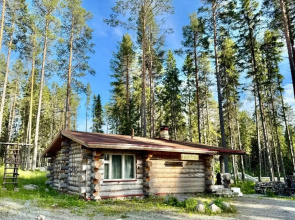 Toptygin v Karelija Medvezhka Cottages