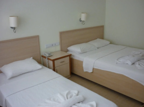 Yunus Hotel