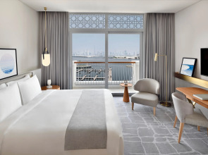 Отель Vida Creek Harbour