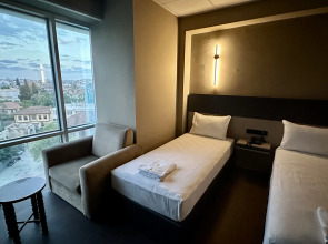 Отель Esse Joven