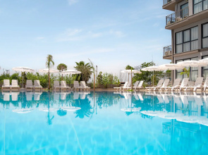 Laristone Suite Spa Hotel