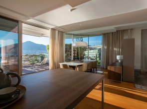Penthouse in Dukley Garden Villa