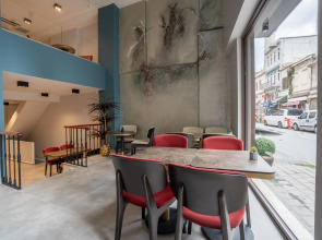 Smart and Simple Hotel Karakoy