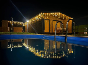 Ozyor Adygei s Banej i Tyoplym Bassejnom Private House
