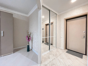 Квартира Green FOX с шикарным видом на реку Кутум