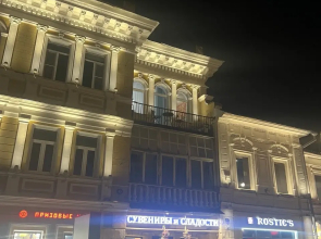 Квартира Уютный Лофт с балконом на главной улице Столицы Закатов