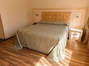 Отель Журавинка