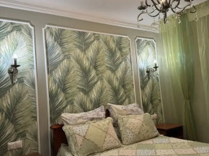 Гостевой Дом  У Звонницы монастыря с баней