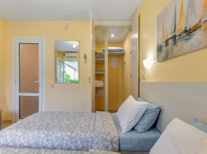 Отель Ашамба