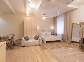 Квартира В Доме Поэтов на Патриарших Прудах