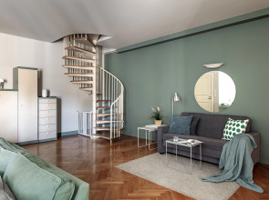 Апартаменты двухуровневые  Big Italy 200 кв.м напротив Русского музея