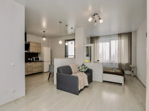 Апартаменты в ЖK Kолизeй c видом нa пруд.