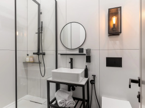 Апартаменты Red room в NikolaevBuilding