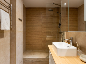 Апартаменты с панорамными окнами в центре Васильевского острова.