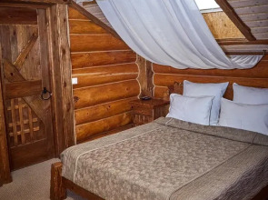 Отель Ловчий Плюс