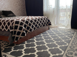 Квартира в центре на ул. Ткаченко 1/75