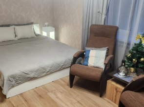 Uyutnaya Dvukhkomnatnaya Kvartira Na Zheleznodorozhnoy 15 Flat