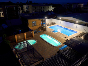 7 Morej Hotel