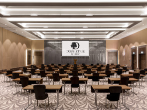 Отель DoubleTree by Hilton Minsk