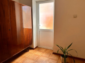 Гостевой дом Комната с отдельным входом и двориком, сдается женскому полу