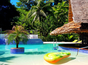 3 Bamboo Ecolodge Hotel